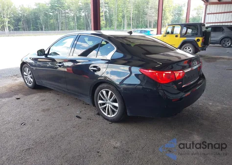 2016 Infiniti Q50 2.0T Base/2.0T Premium z USA, uszkodzony, nr VIN JN1CV7AR6GM250255